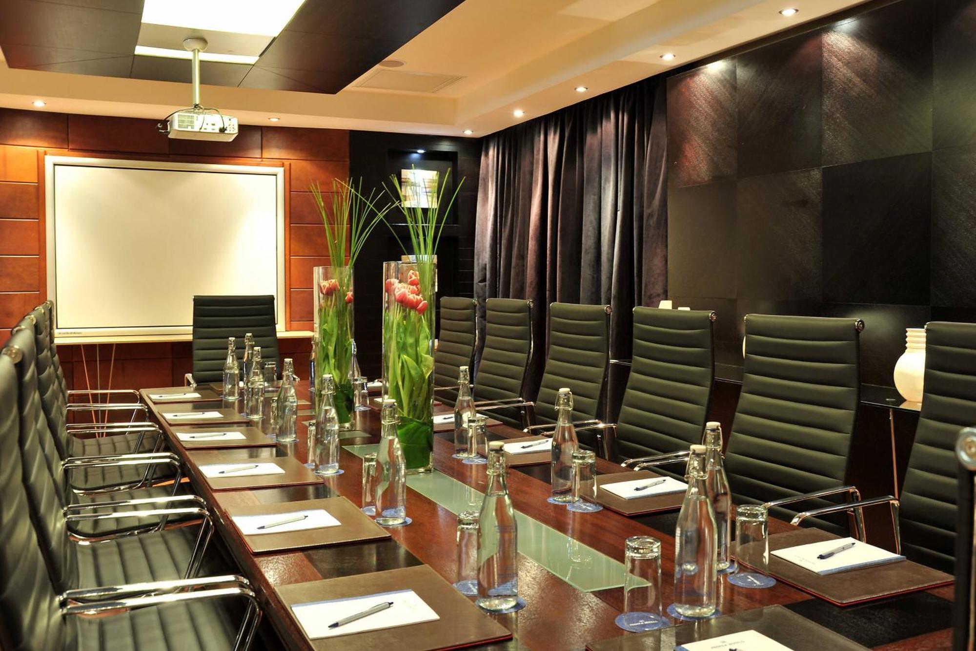 Protea Hotel By Marriott Midrand Exterior foto